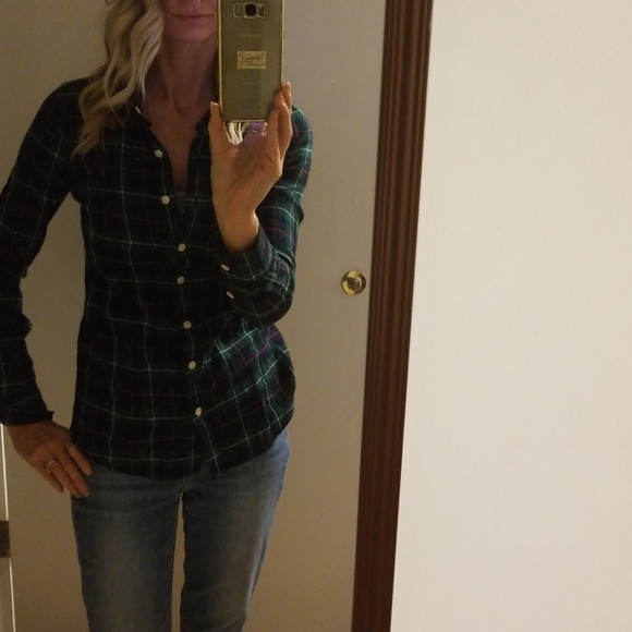 J CREW PERFECT PLAID BUTTON DOWN - Picture 8 of 8